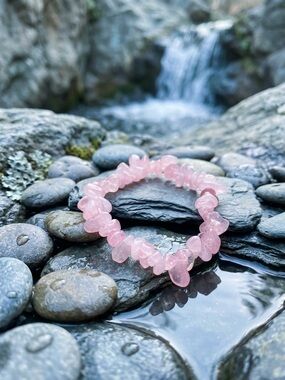Hand Crafted Rose Quartz Chip Bracelet